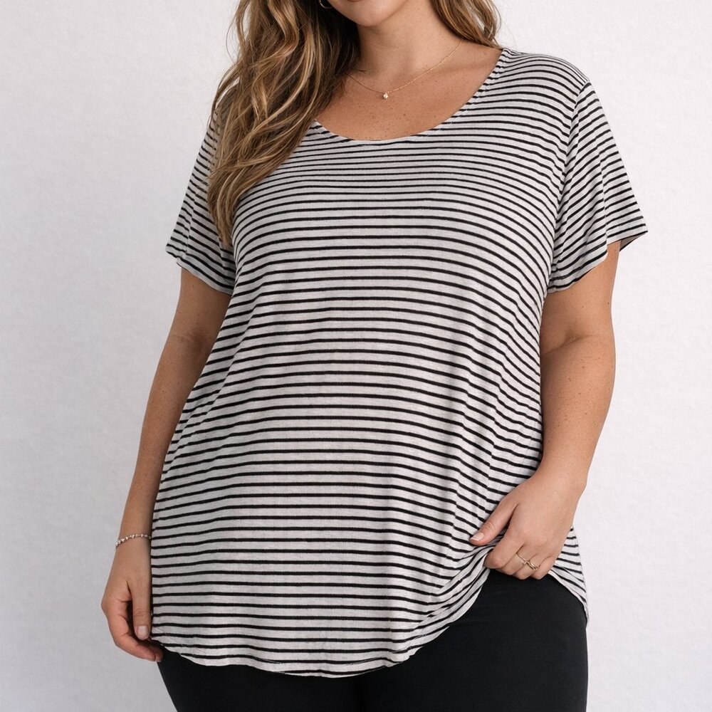 $68 Philosophy Striped Tee Black White Relaxed Fit Tunic Top Size 1X